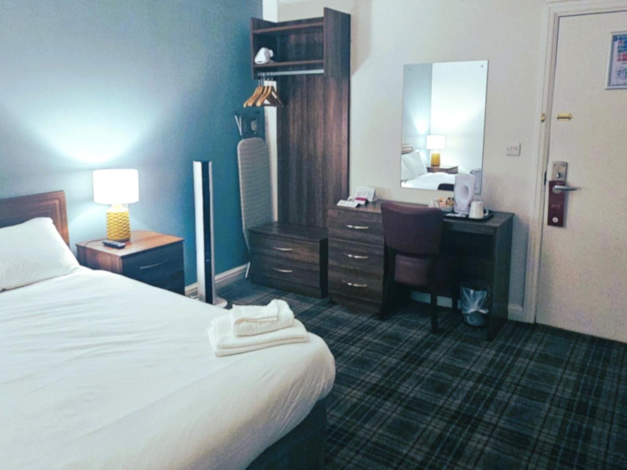 Standard Double Room without Window,1622007884:JPEG